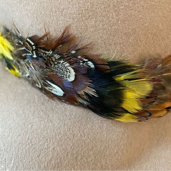 Georgette vintage hat made of finest fur felt with feather band (BT4-I3) - Picture 3 of 7